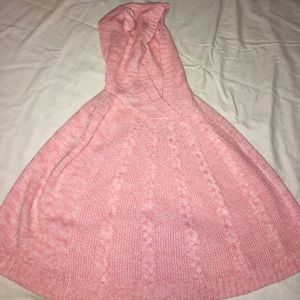 Brand new without tags cape 4T