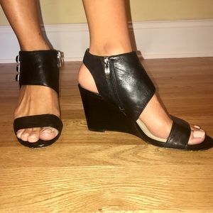 Vince Camuto Black Wedges, Size 8