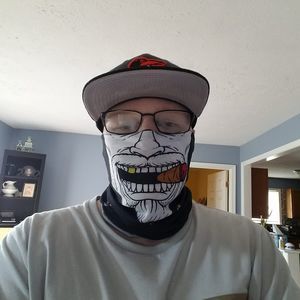 Meet your Posher, Derek