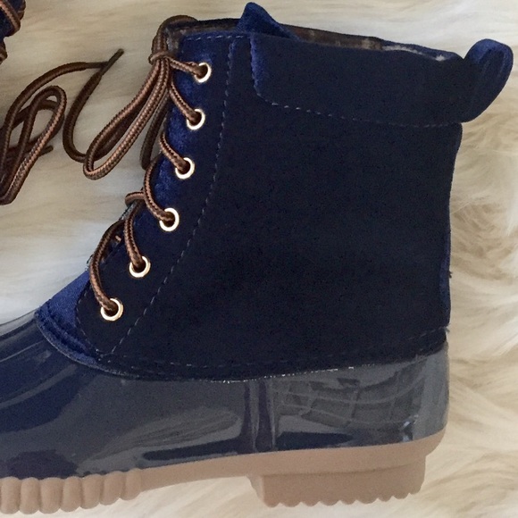 LAST 1! Navy duck boots - Picture 6 of 6