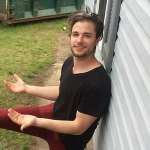 Meet your Posher, Cody