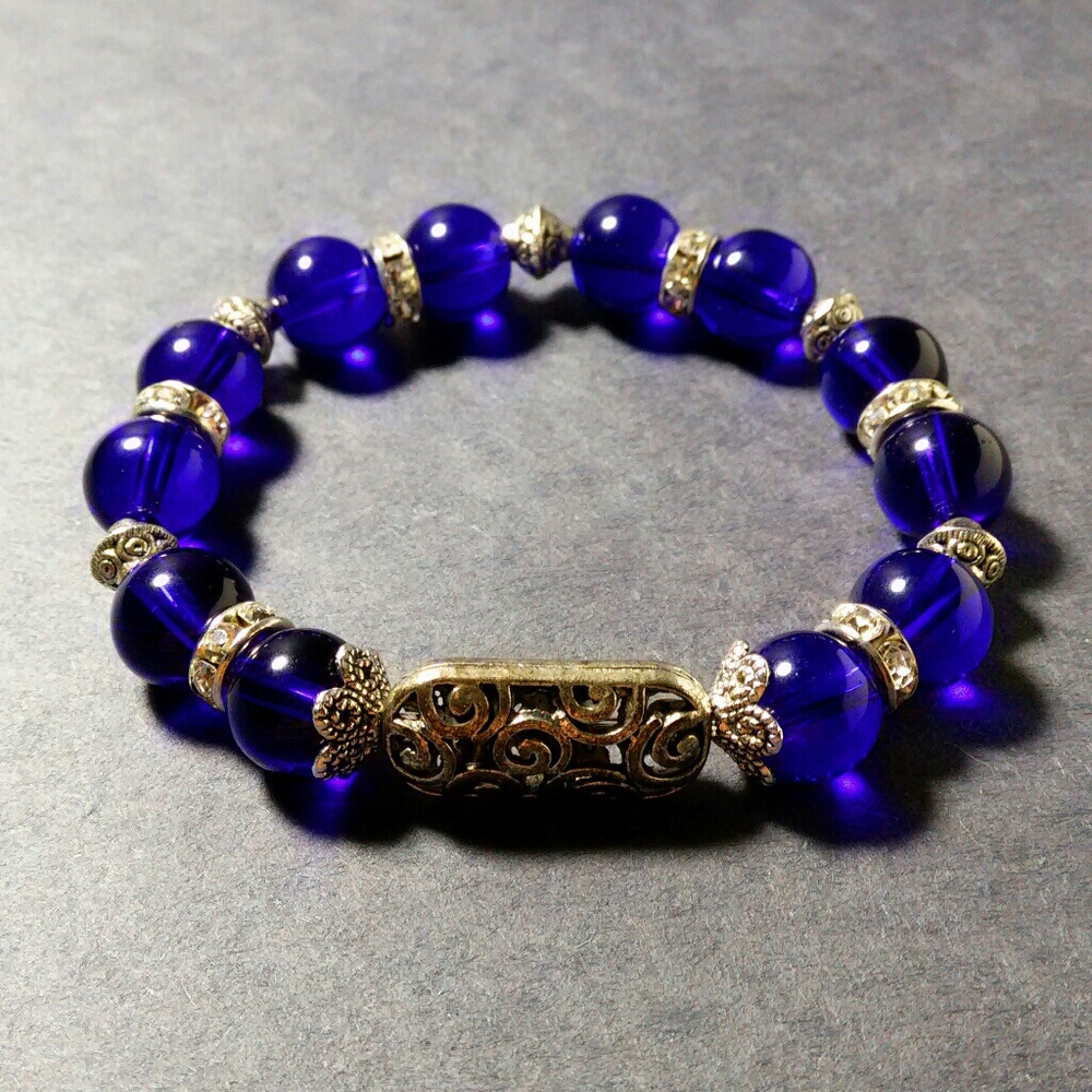 LilisCo Handmade Beaded Stretch Bracelet
