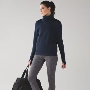 Lululemon Kick the Cold Funnel Neck