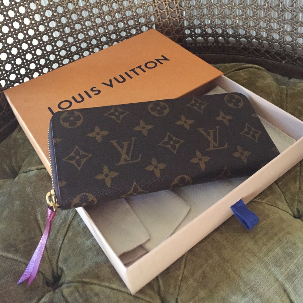 Authentic Louis Vuitton Clemence Wallet