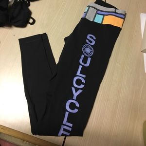Lululemon soul cycle leggings ! Reversible