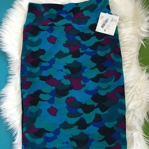 BNWT Lularoe Cassie skirt.