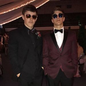 Meet your Posher, Collin