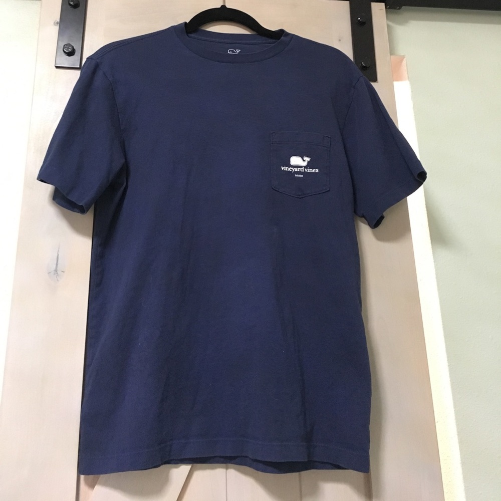 Vineyard vines shirt