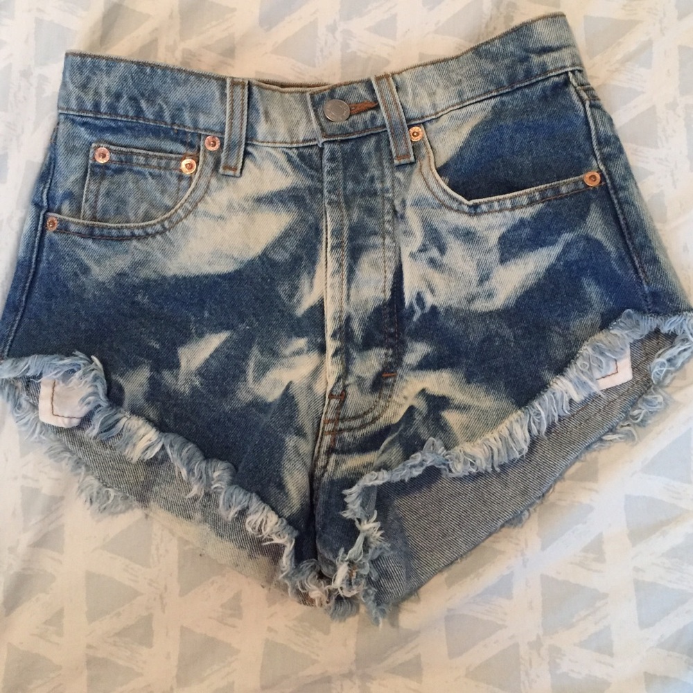 The Laundry Room denim shorts palm tree pocket