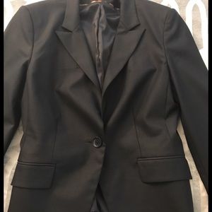 Like New Darkerst Navy Blue Express Office Suit!!