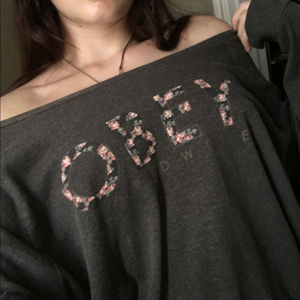 Obey sweatshirt