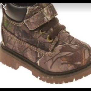Garanimals Real Tree Camo Boots