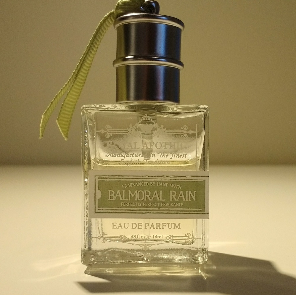 Royal Apothic Balmoral rain perfume