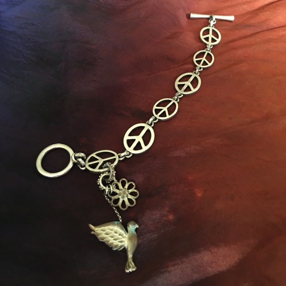 🎉 PRICE DROP! 🎉 Lucky brand peace sign bracelet