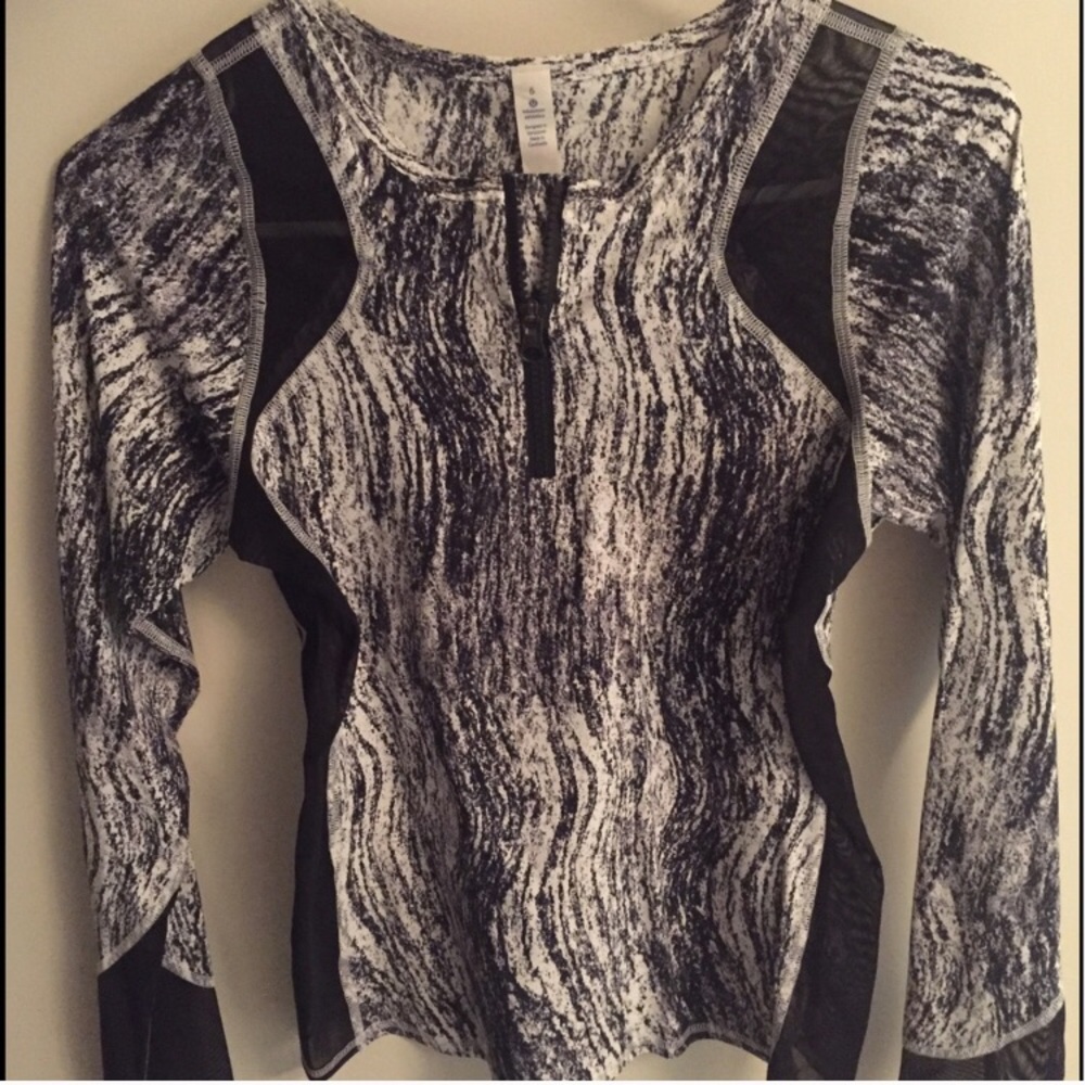 Lululemon mesh top