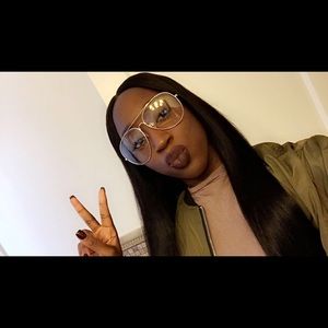 Meet your Posher, Naimah