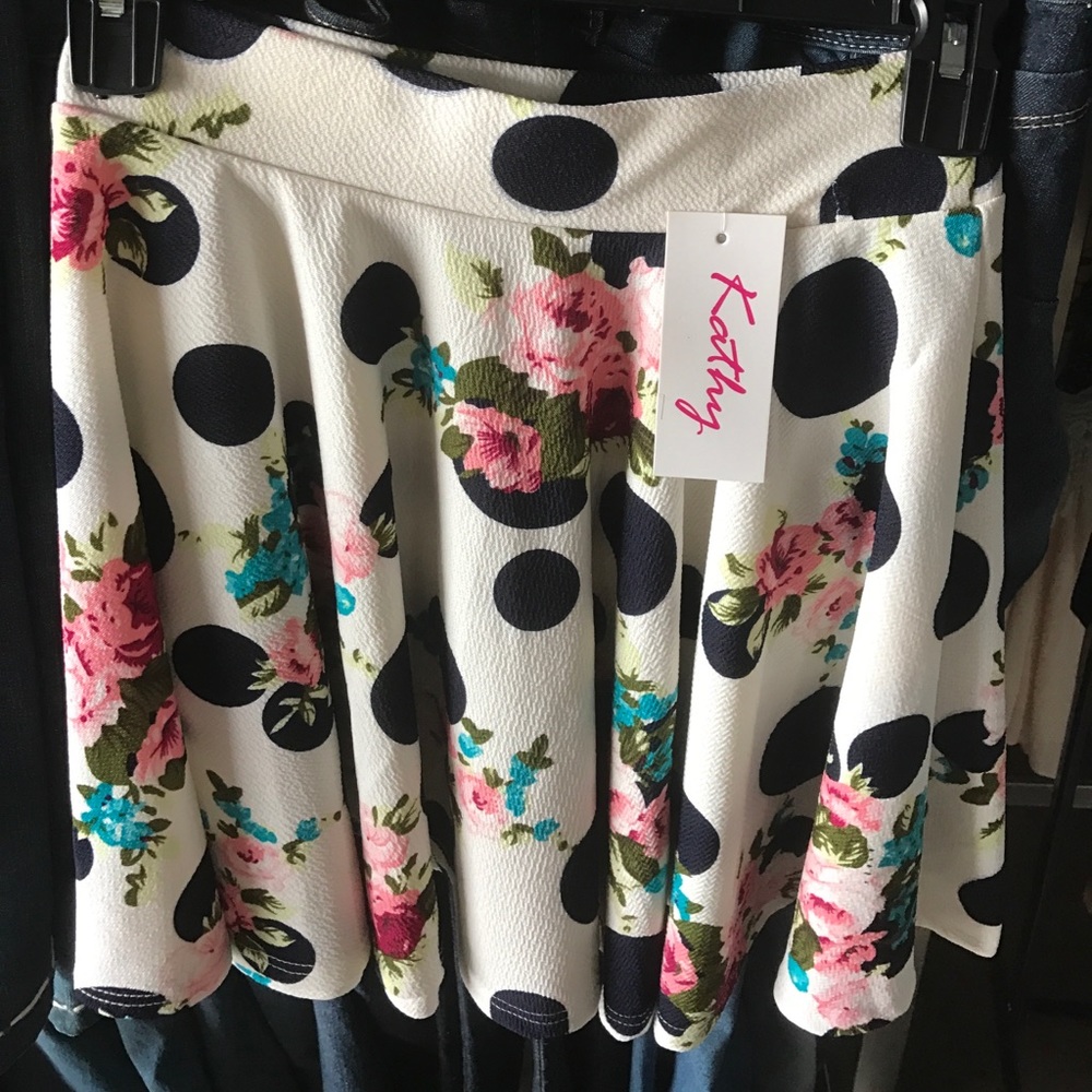 Poka dot skirt LOWEST PRICE