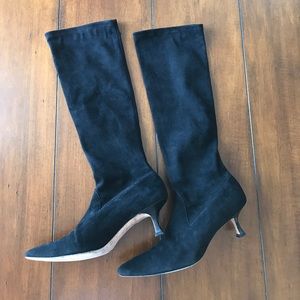 manolo blahnik suede boots