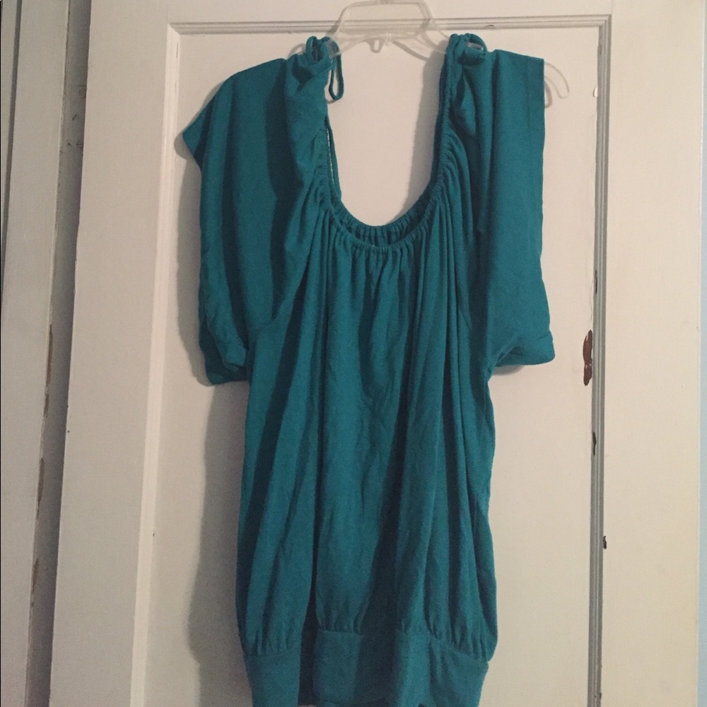 A.N.A open sleeve shirt