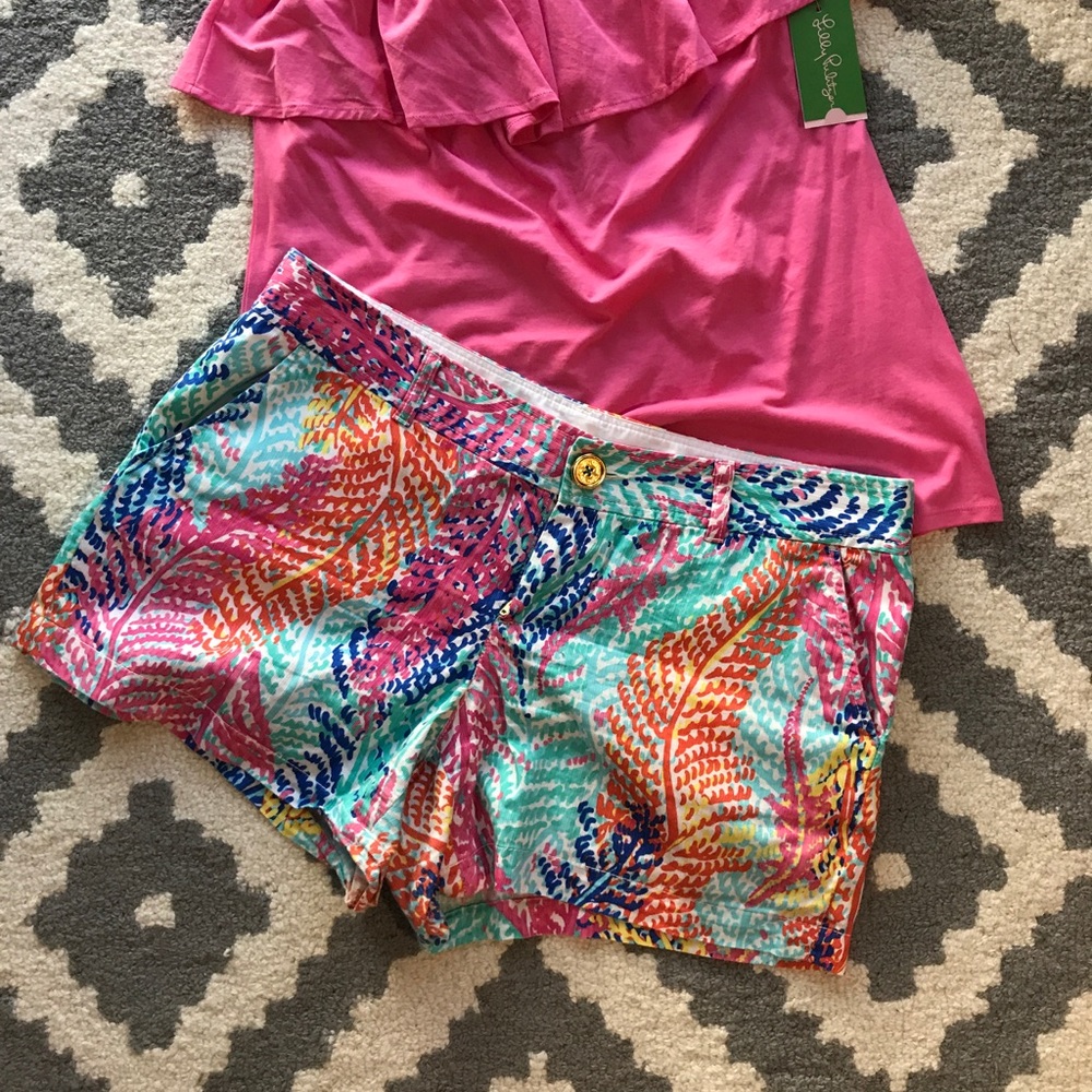 EUC Lilly Pulitzer Electric Feel Callahan Shorts