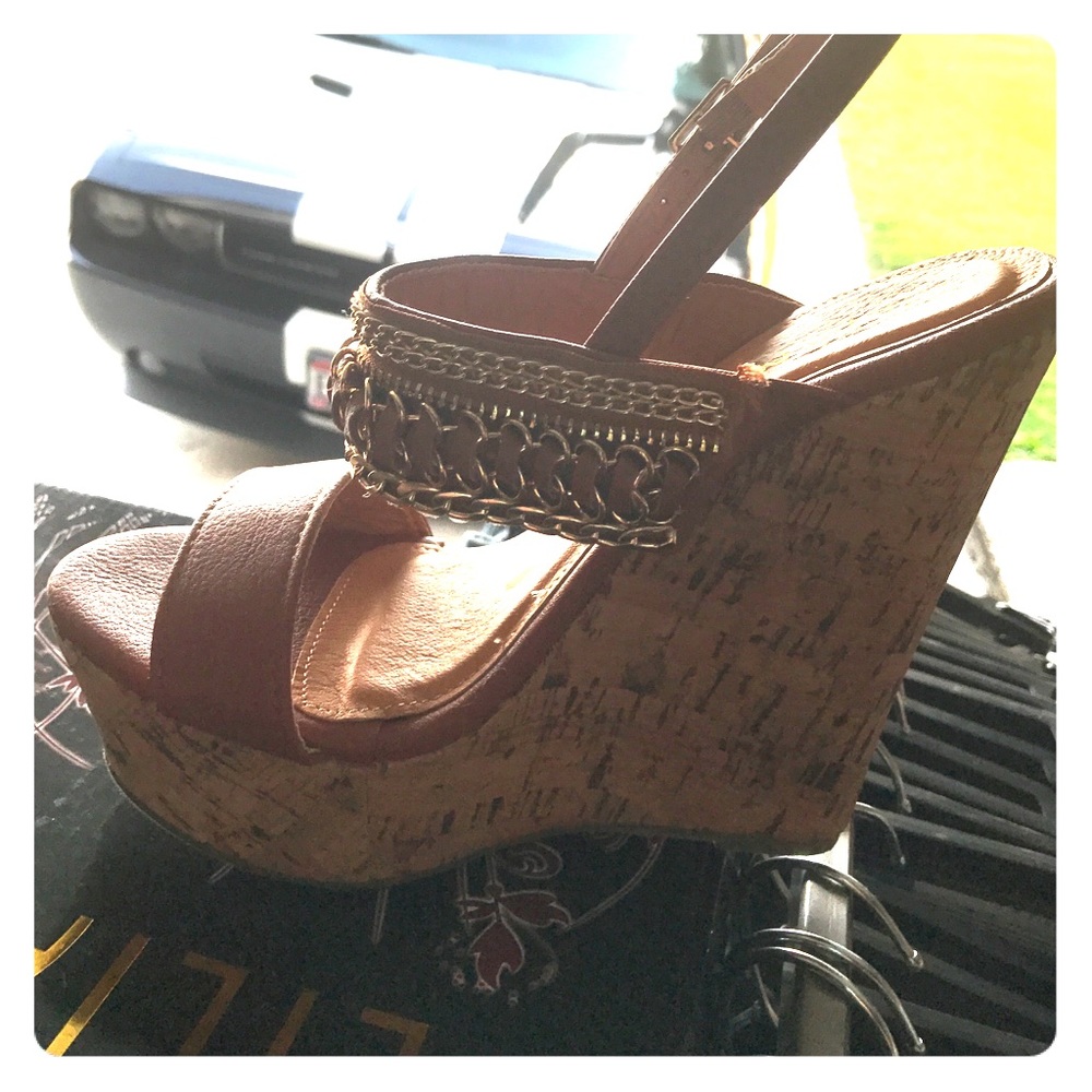 Liliana wedges LOWEST PRICE