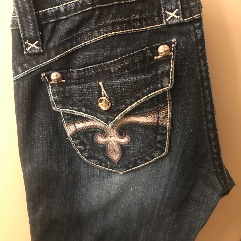 Rock Revival Capris - LIKE NEW