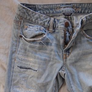 American Eagle Destroyed Skinny Kicks