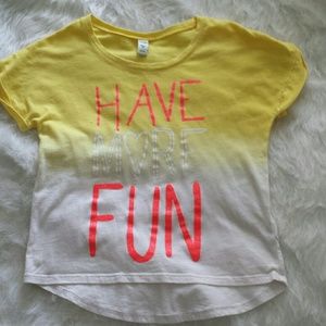 Ombre yellow to white Old Navy t-shirt