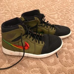 Nike Men's Jordan's size 7.5