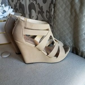 Tan wedge shoes