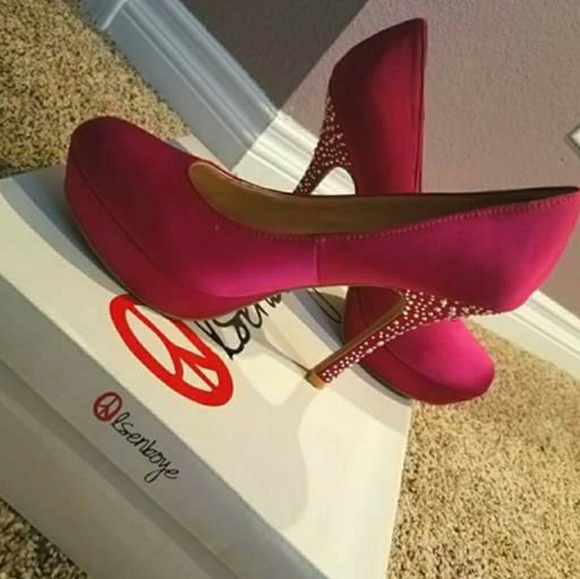 Shoes - Heals