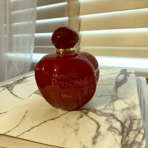 Hypnotic poison by Dior