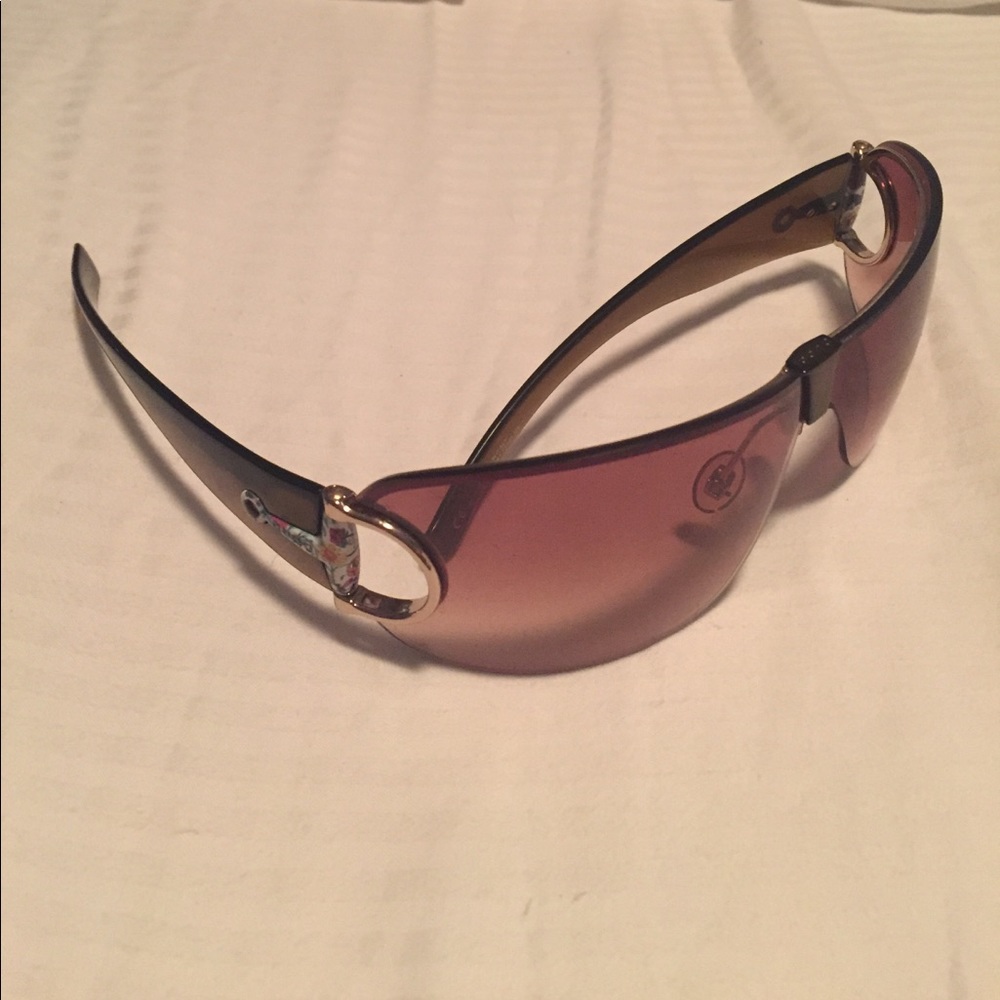 Gucci wrap around sunglasses