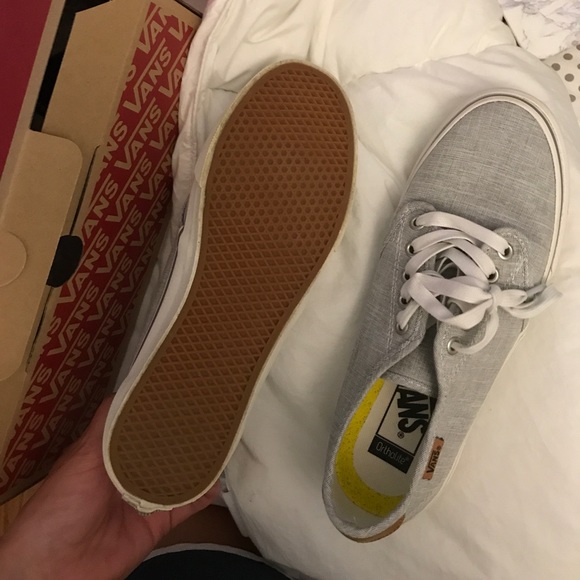 vans grey sneakers - Picture 2 of 3