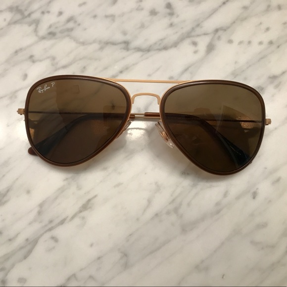 Polarized Ray-Ban Aviators - Picture 2 of 2