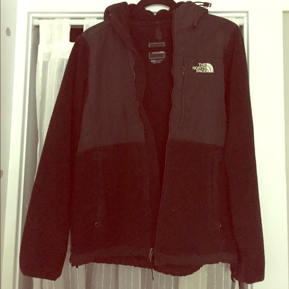 Women's north face hooded Denali