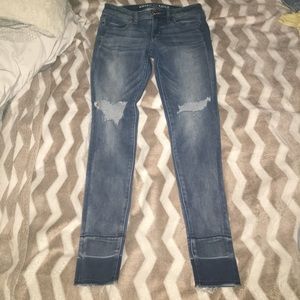 Medium washed skinny jeans AEO