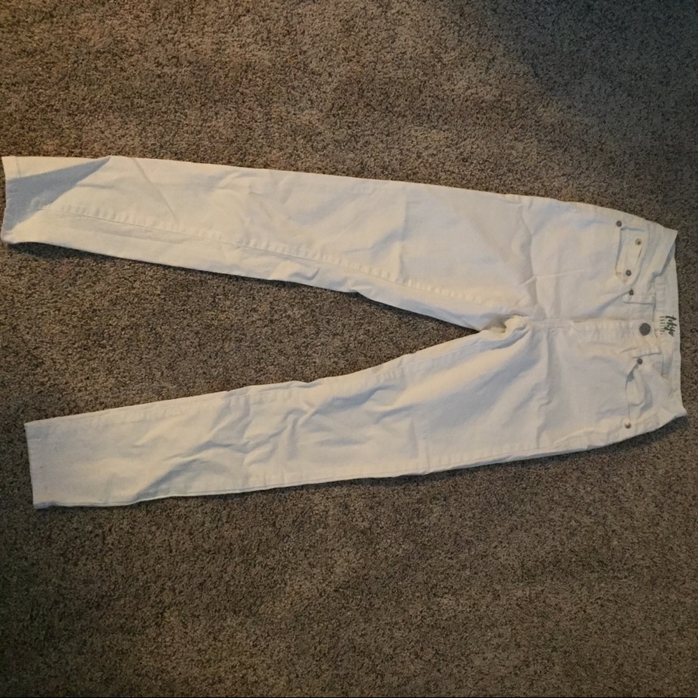 White pants/jeans