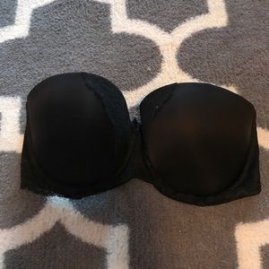 Victoria's Secret Blk Strapless Bra 32DDD