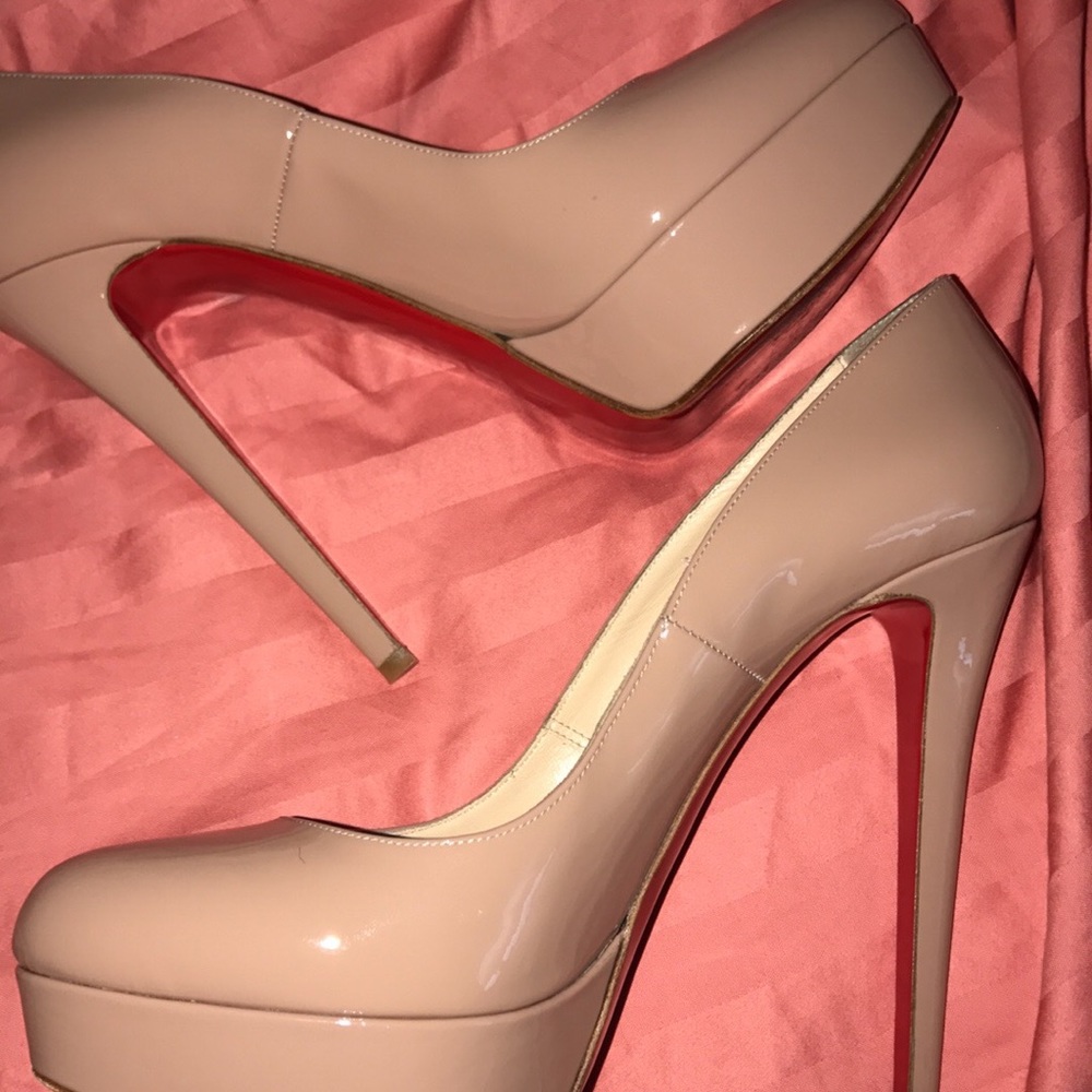 SOLD Christian Louboutin Bianca 41