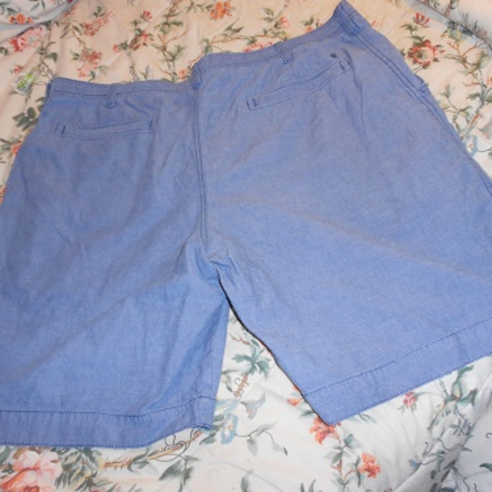 Izod Luxury Sports