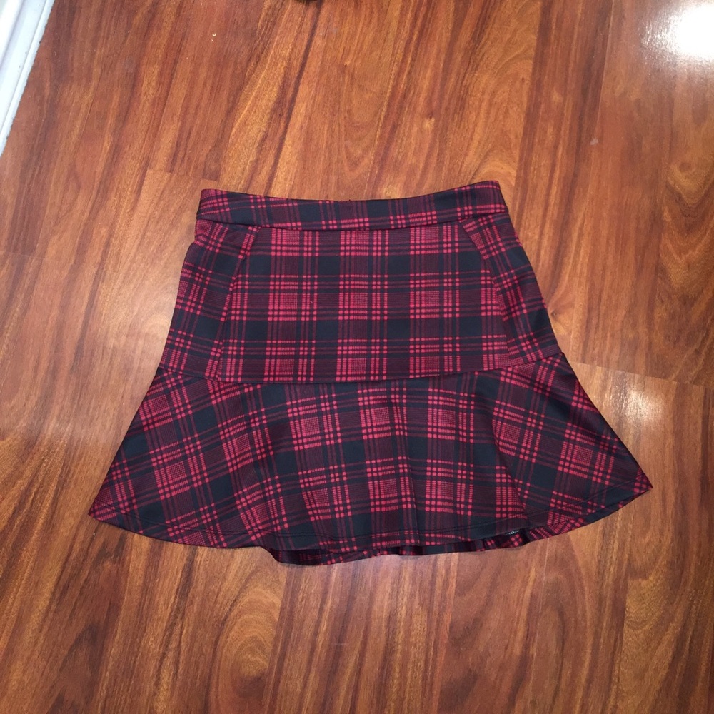 Sans Souci plaid skirt