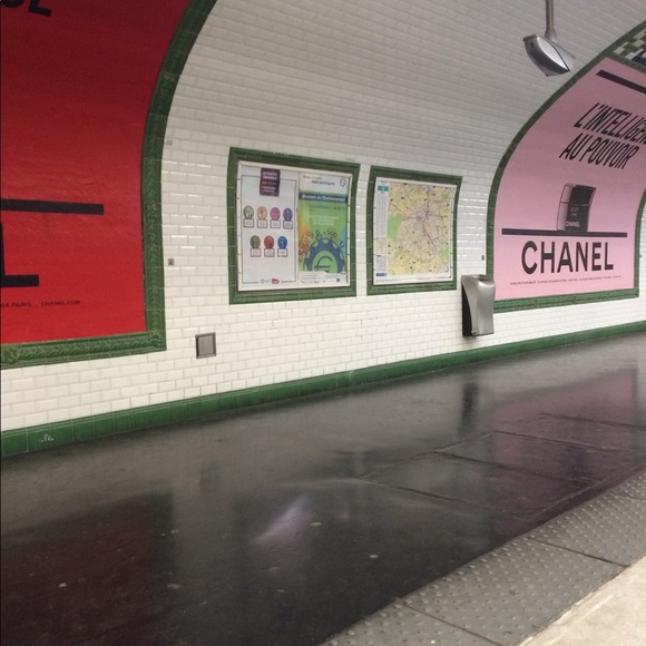 Meet Your Posher: Lou🥝🌟🌺 - Picture 7 of 7