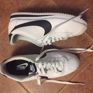 NIKE CLASSIC CORTEZ