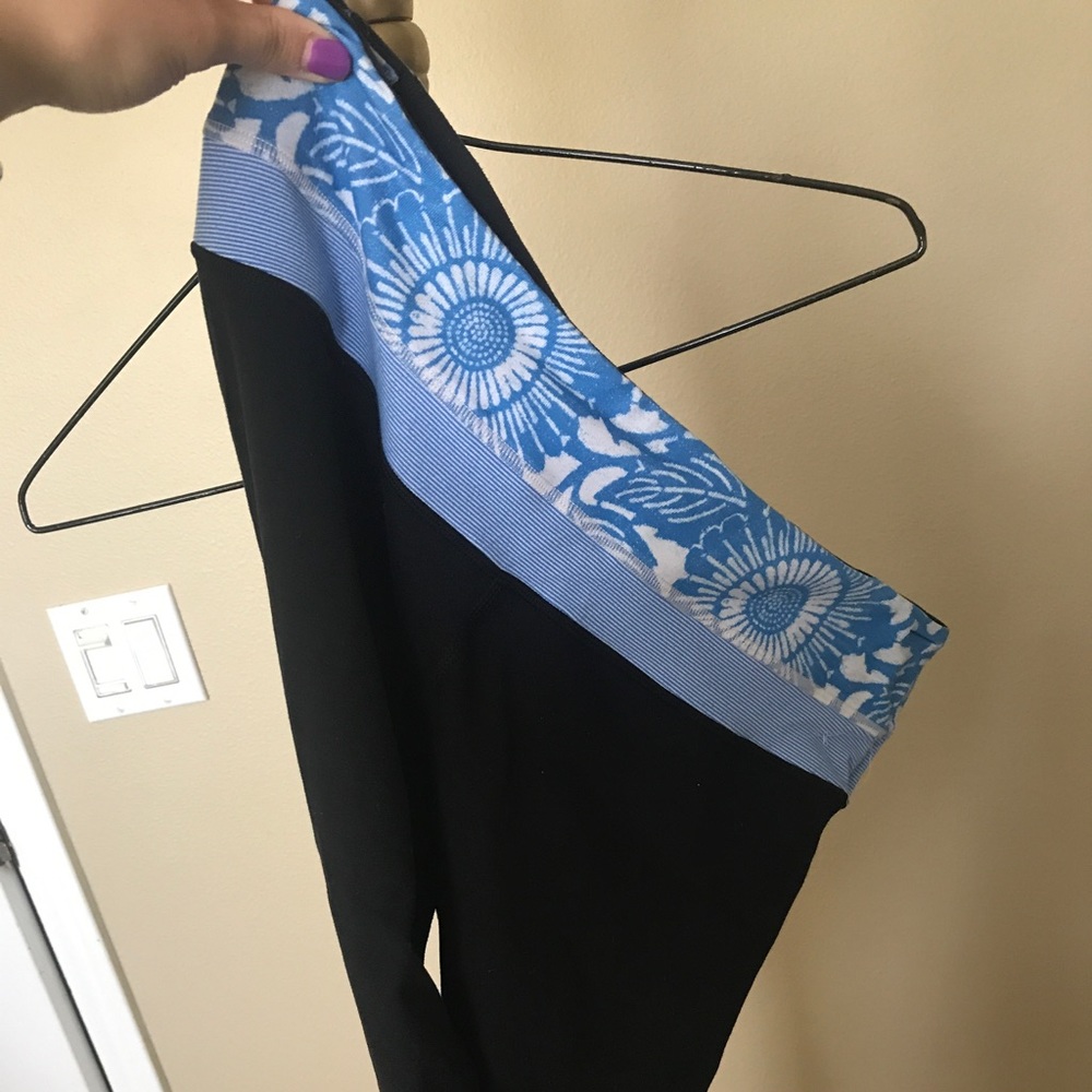 Lulu Lemon Capris 🍋