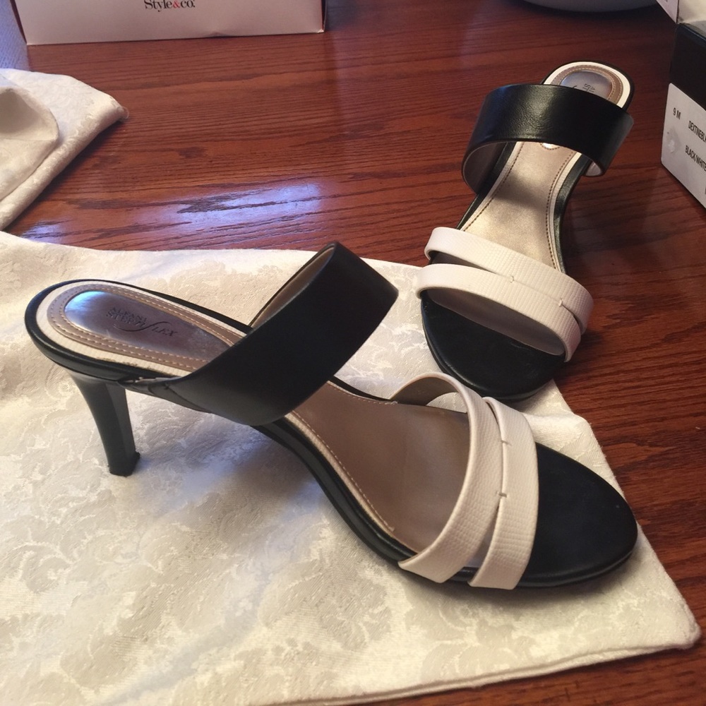 Black and white Alfani heeled sandal