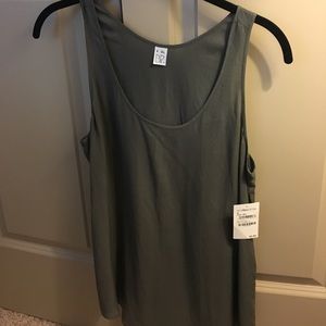 NWOT BP grey tank size M
