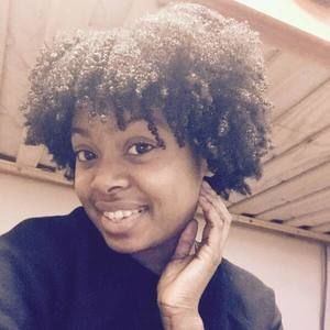 Meet your Posher, Mia