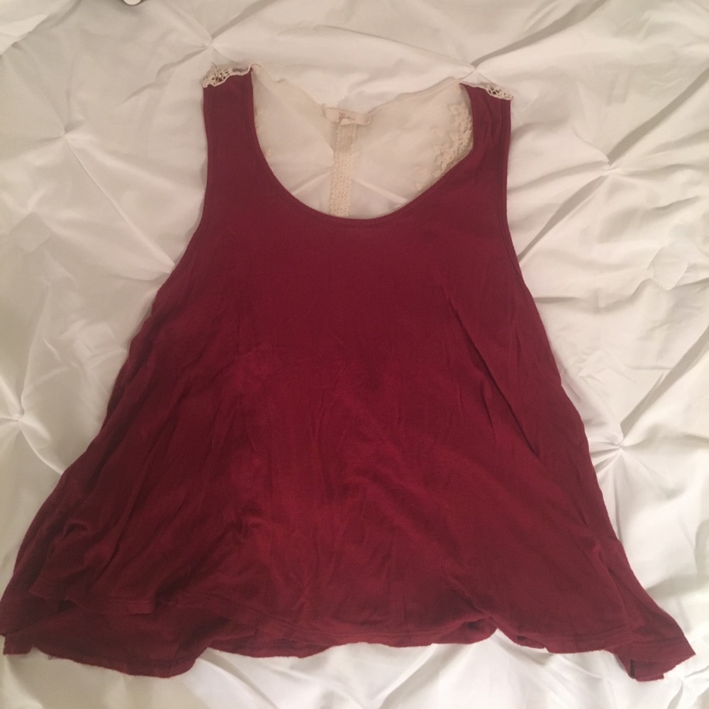 Small burgundy with lace tank