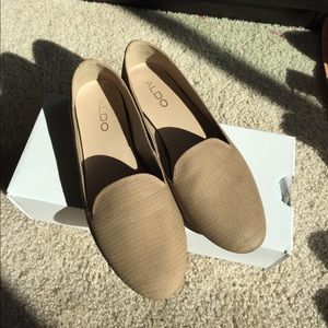 Aldo Tan Flats😍